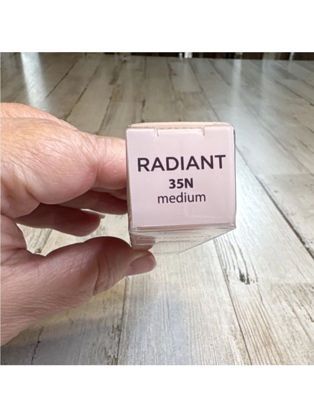 tarte Shape Tape Radiant Liquid Concealer 35N Medium, Medium Coverage 0.33oz - Picture 2 of 12